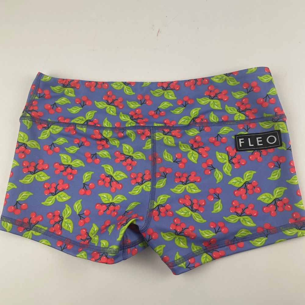 Fleo medium original periwinkle cherry reward shorts